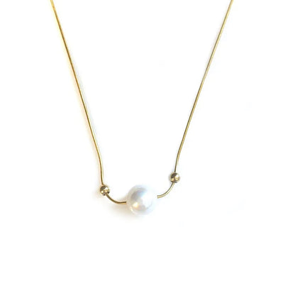 Elegant And Refined Single Pearl Necklace 18k Gold Plating