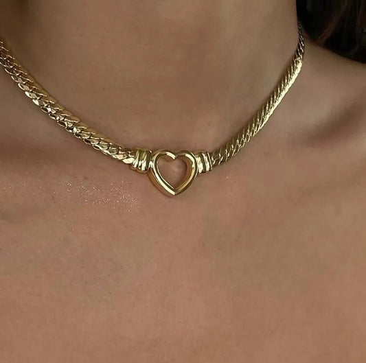 Hollow Heart Shape Necklace 18k Gold Plating